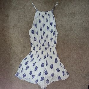 White and blue flower romper